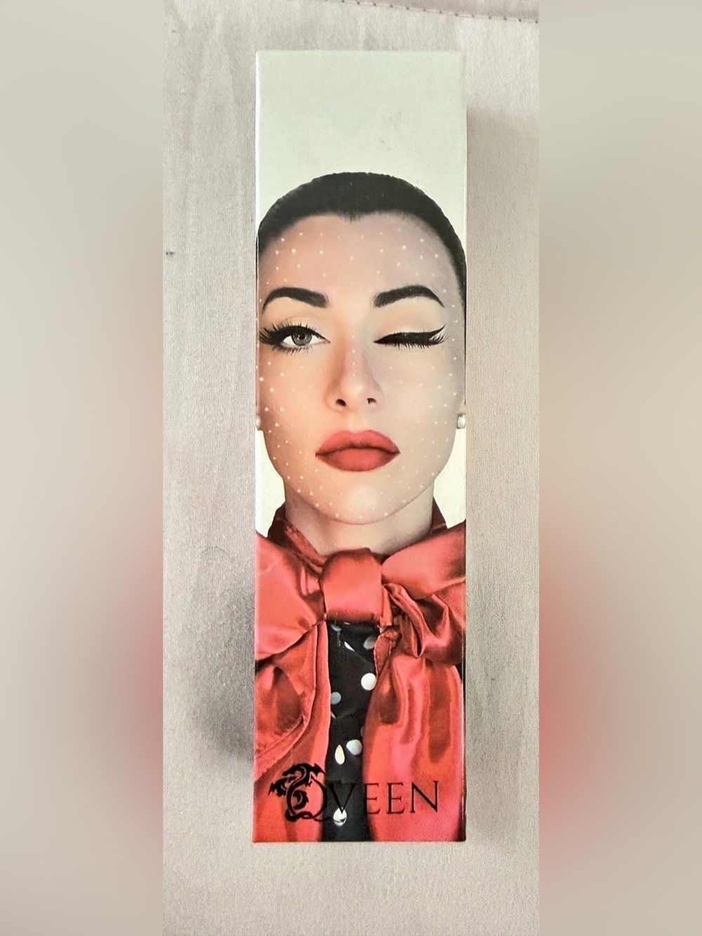 Qveen Studio Dragon Duo Eyeliner Black & Red
